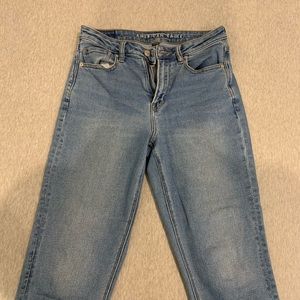 American Eagle Stretch Mom Jeans